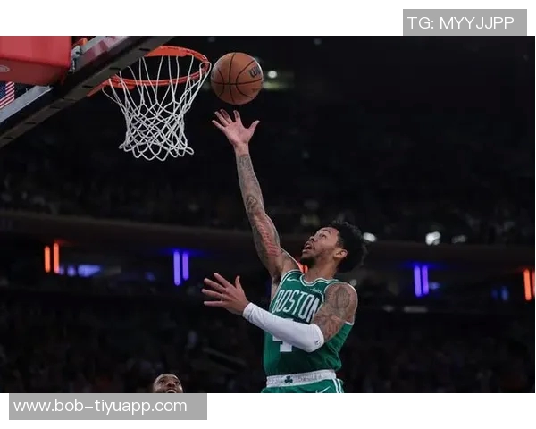 马祖拉称赞A西蒙斯展现对抗性和侵略性正是球队所需表现