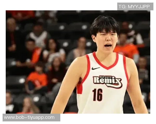 苏群分析瀚森在混音中的关键任务提升体能速度适应美国篮球节奏